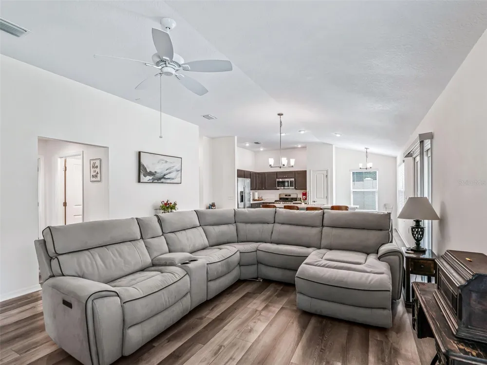 4438 CAMEO CIRCLE The Villages, FL 32163