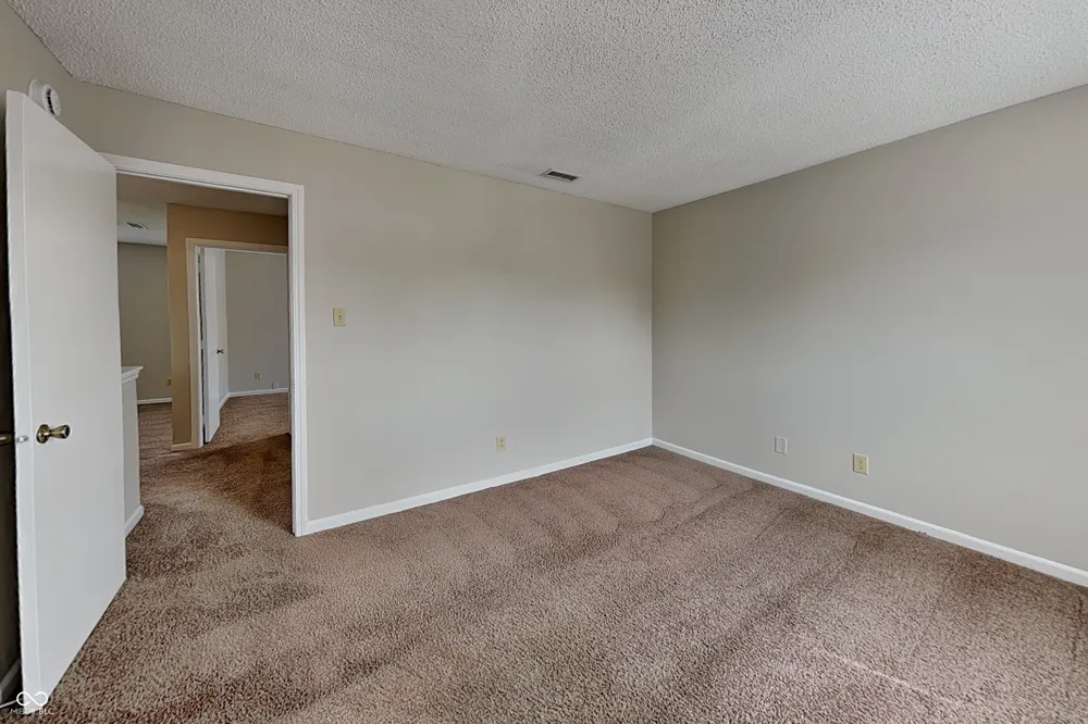 2233 Summerfield Drive Plainfield, IN 46168