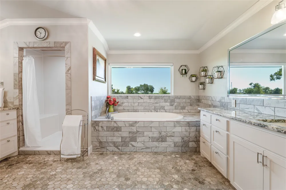 608 Bush Drive Whitney, TX 76692
