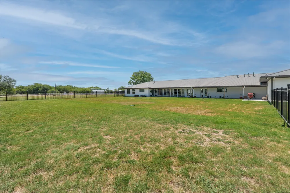 608 Bush Drive Whitney, TX 76692