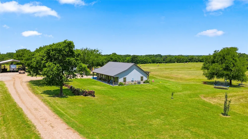 189 County Road 3090 Ben Franklin, TX 75415