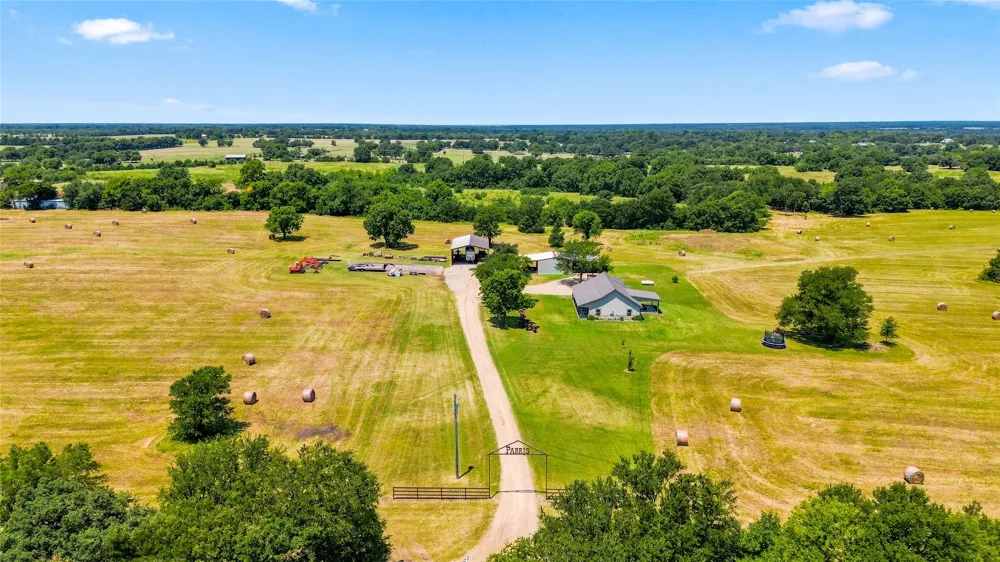 189 County Road 3090 Ben Franklin, TX 75415
