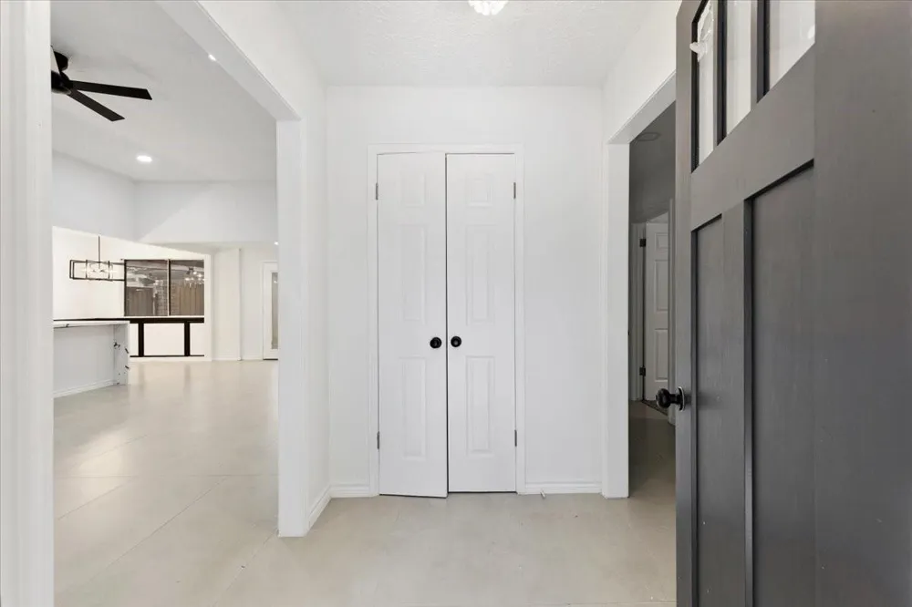 3815 Plum Hollow Drive Houston, TX 77059