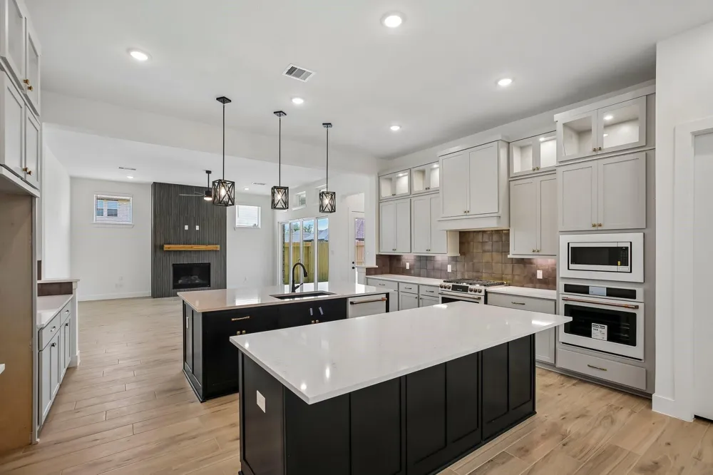 12051 Lake View Boulevard Mont Belvieu, TX 77523