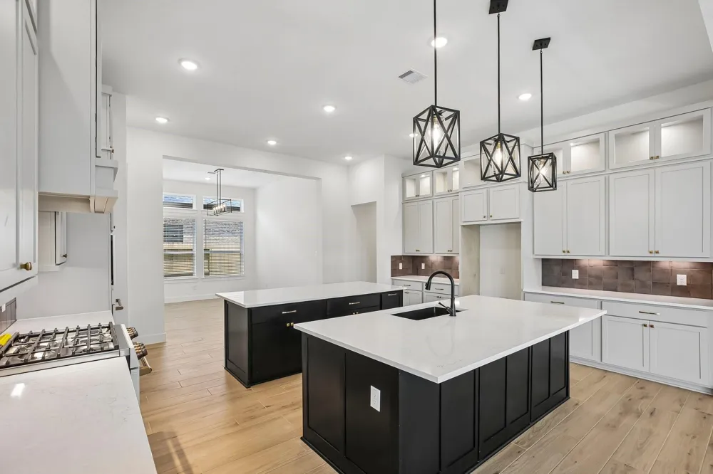 12051 Lake View Boulevard Mont Belvieu, TX 77523