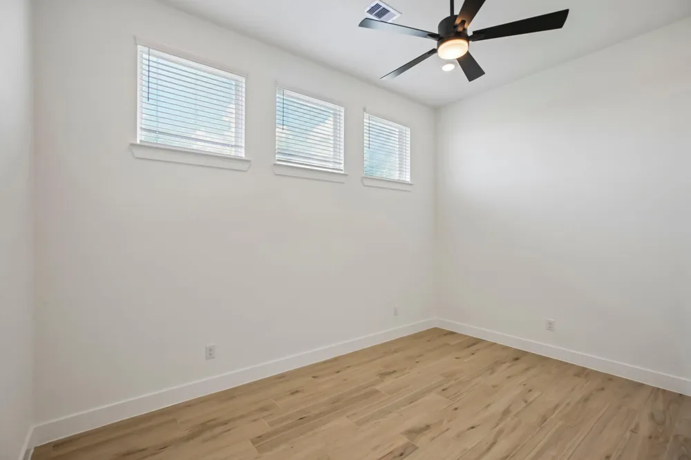 12051 Lake View Boulevard Mont Belvieu, TX 77523