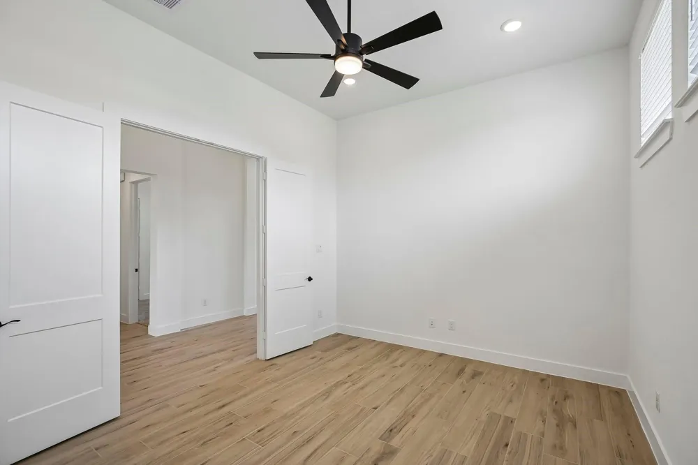 12051 Lake View Boulevard Mont Belvieu, TX 77523