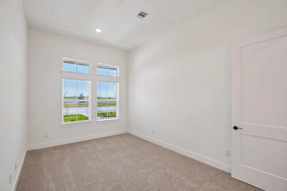 12051 Lake View Boulevard Mont Belvieu, TX 77523