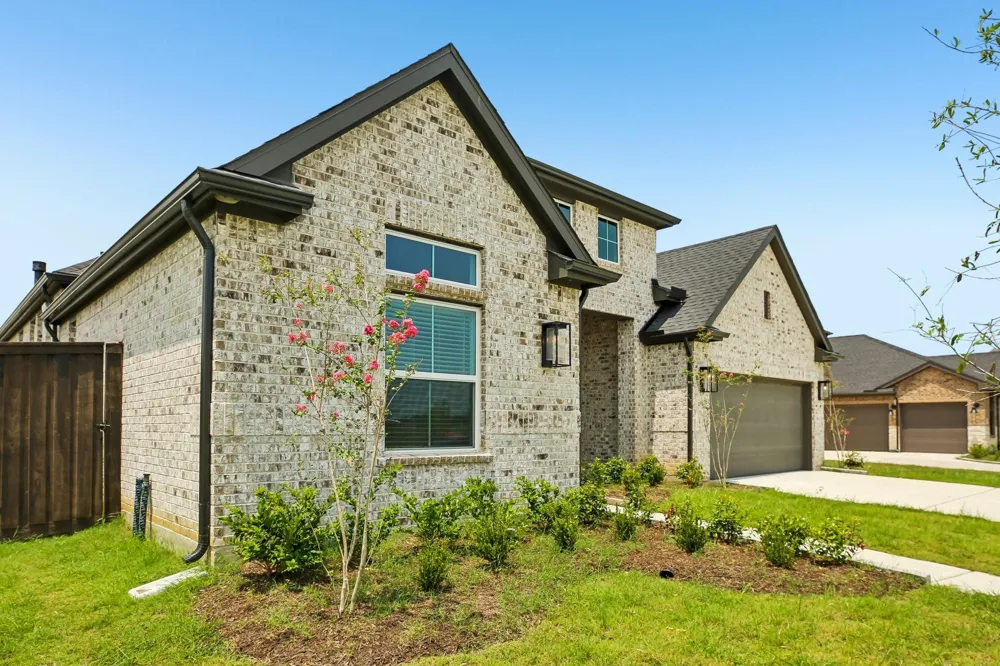 12051 Lake View Boulevard Mont Belvieu, TX 77523