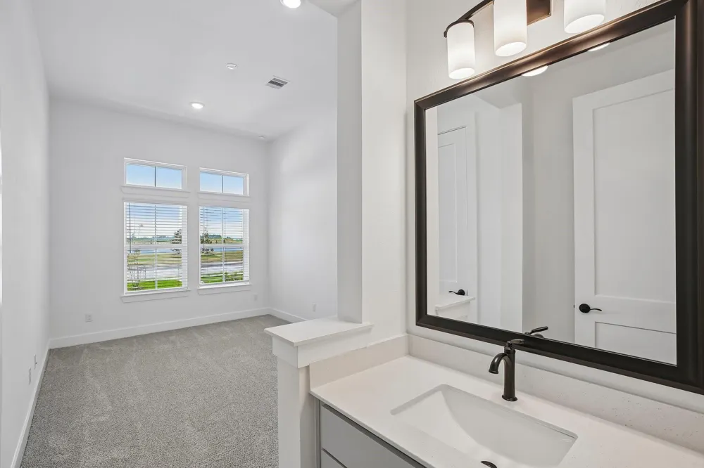12051 Lake View Boulevard Mont Belvieu, TX 77523