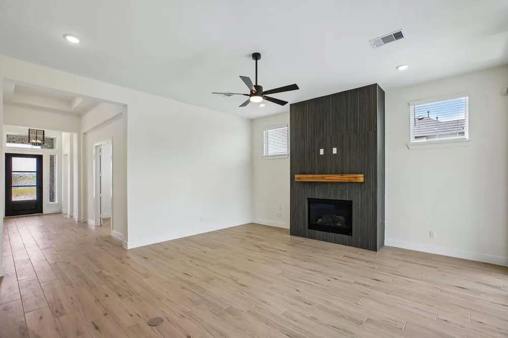 12051 Lake View Boulevard Mont Belvieu, TX 77523