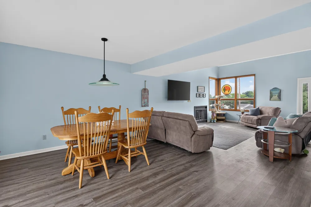 268 Somerset Drive Brooklyn, MI 49230