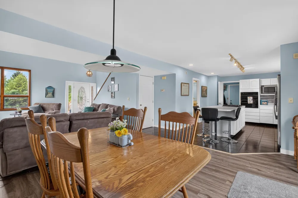 268 Somerset Drive Brooklyn, MI 49230
