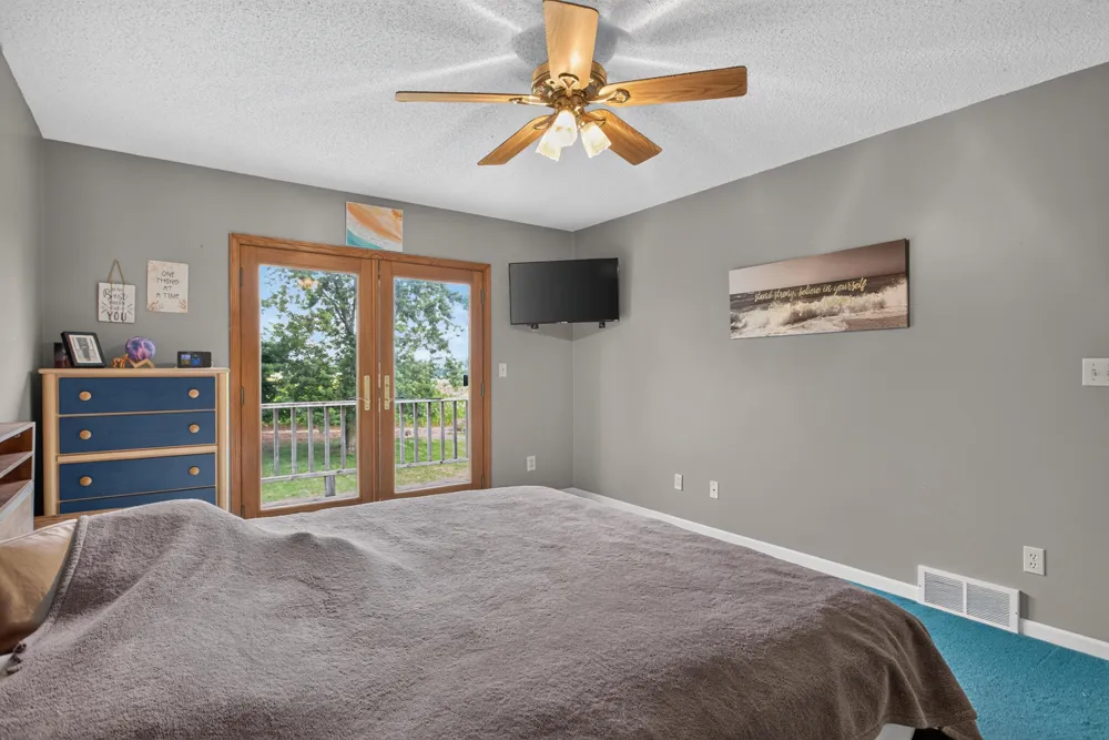 268 Somerset Drive Brooklyn, MI 49230