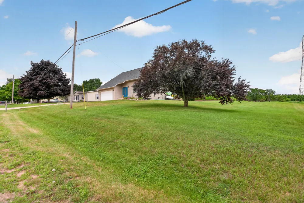 268 Somerset Drive Brooklyn, MI 49230