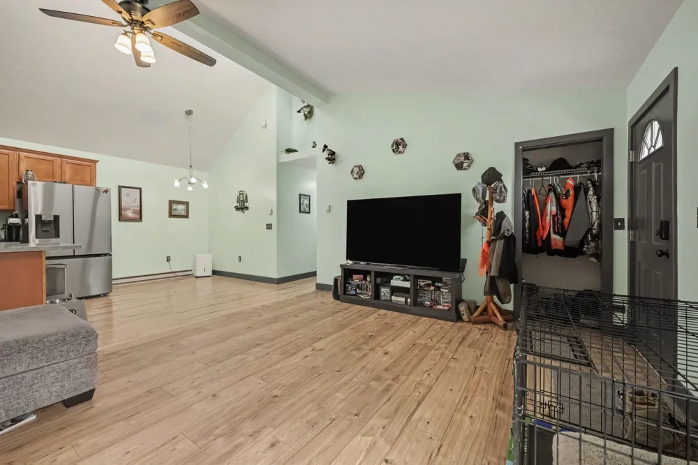 378 124th Avenue Shelbyville, MI 49344