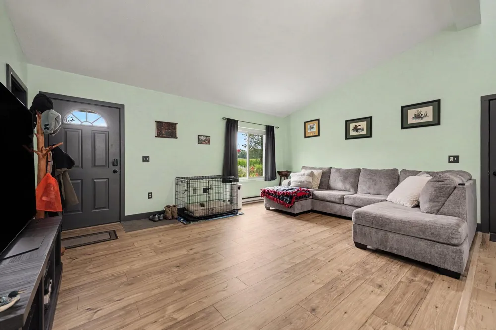 378 124th Avenue Shelbyville, MI 49344
