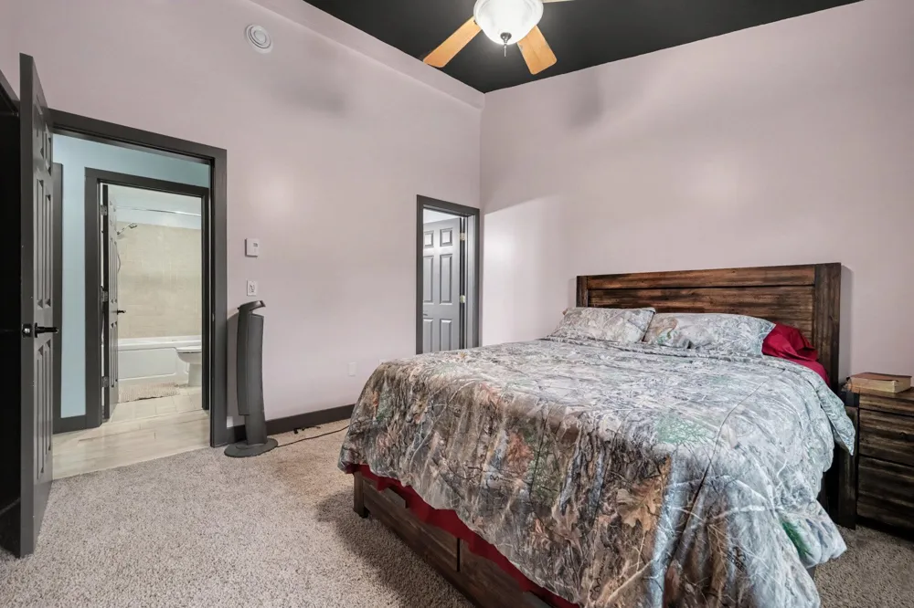 378 124th Avenue Shelbyville, MI 49344
