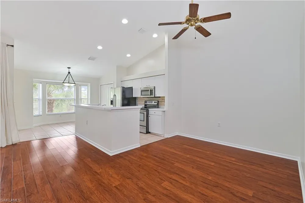 21341 Lancaster RUN #422 Estero, FL 33928