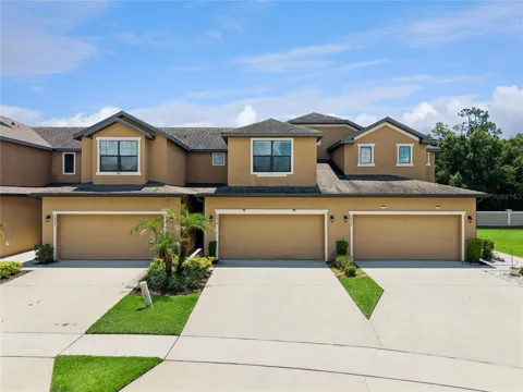 2438 SEVEN OAKS DRIVE