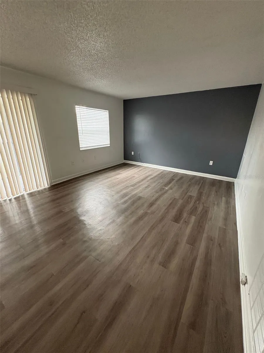 2523 ALAFAYA TRAIL #42 Orlando, FL 32826