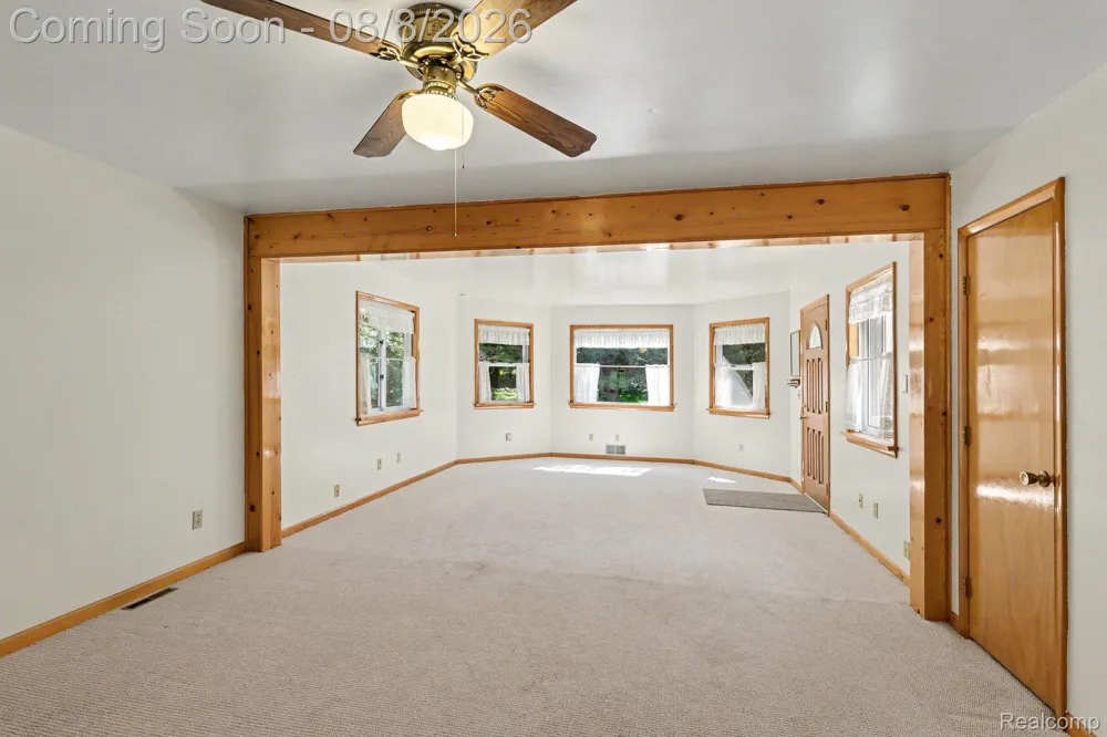 6095 Tipsico Lake Road Hartland Township, MI 48442