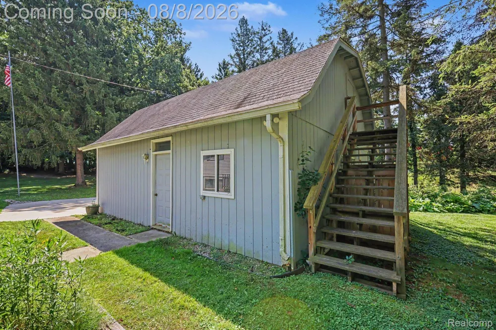 6095 Tipsico Lake Road Hartland Township, MI 48442