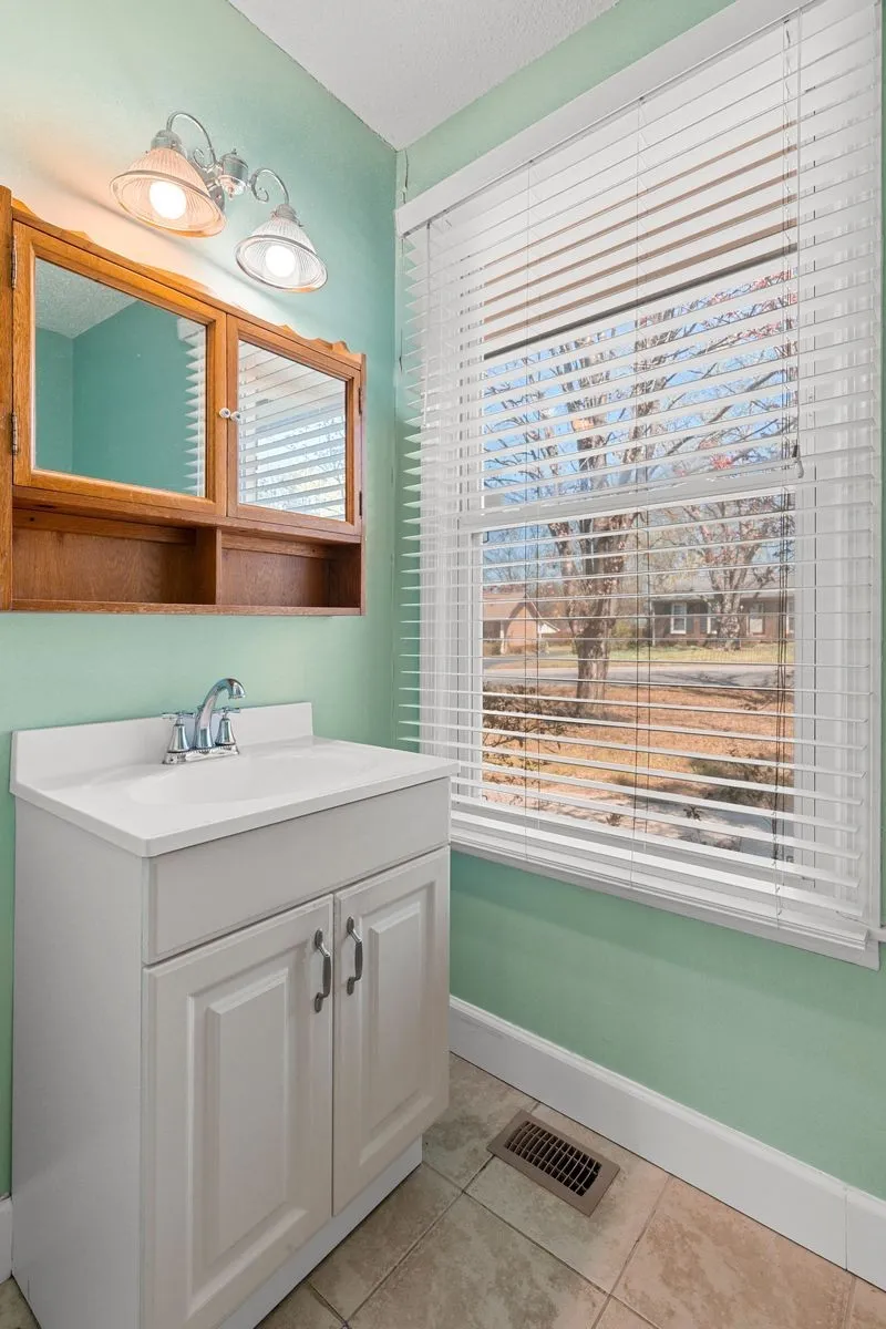 604 Highland View Ct Hermitage, TN 37076