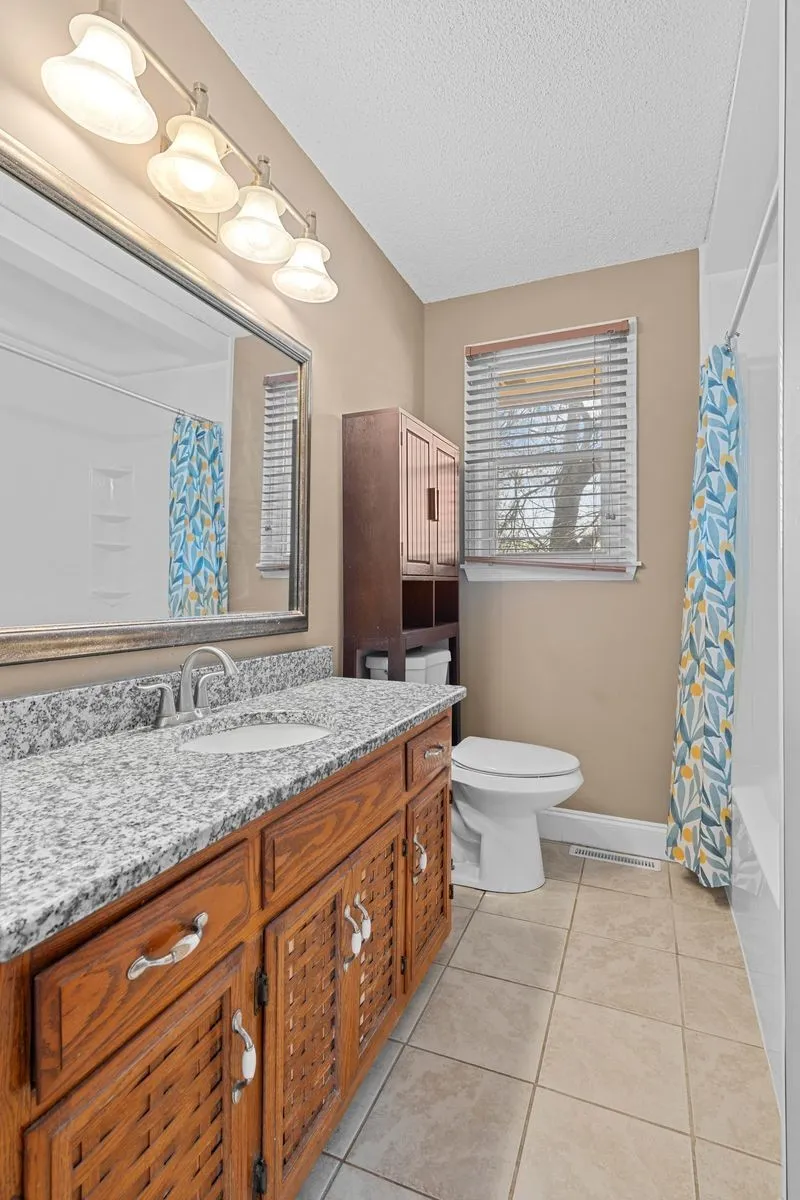 604 Highland View Ct Hermitage, TN 37076