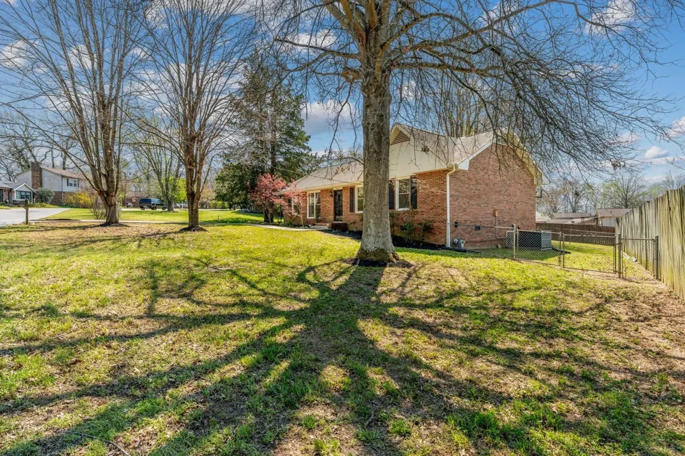 604 Highland View Ct Hermitage, TN 37076