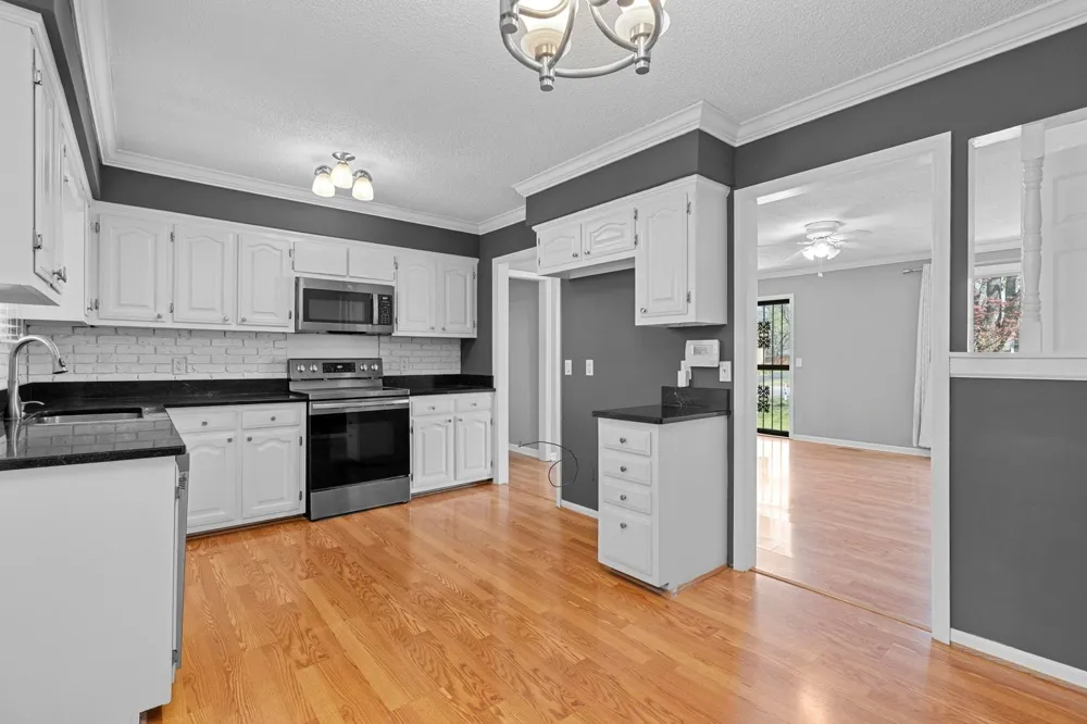 604 Highland View Ct Hermitage, TN 37076
