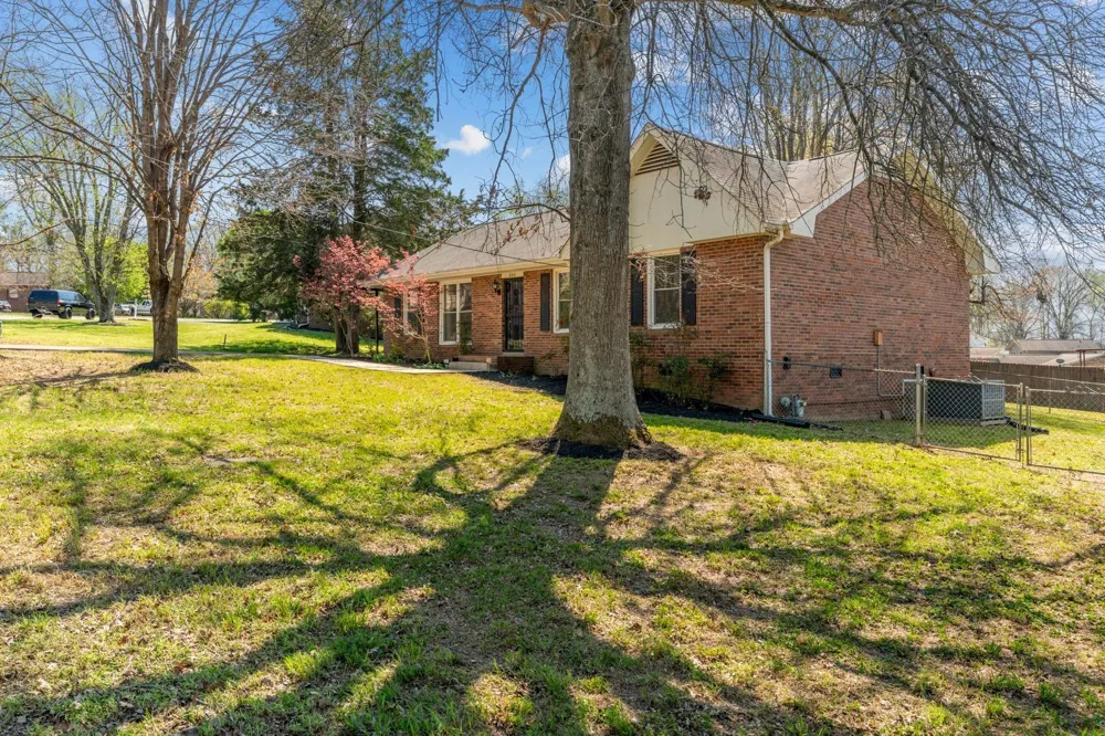 604 Highland View Ct Hermitage, TN 37076