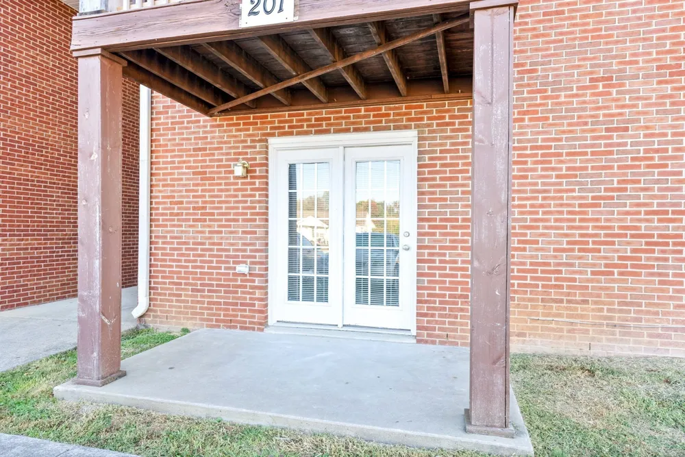 201 Cranklen Cir #F Clarksville, TN 37042