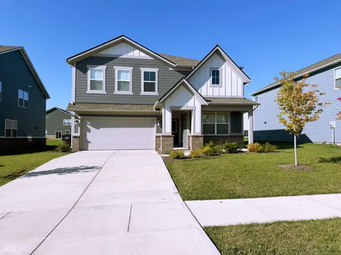 1161 Elmwood Lane