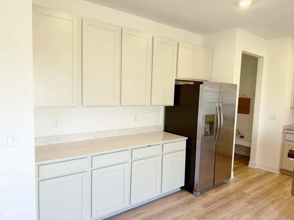 1161 Elmwood Lane Greenwood, IN 46143