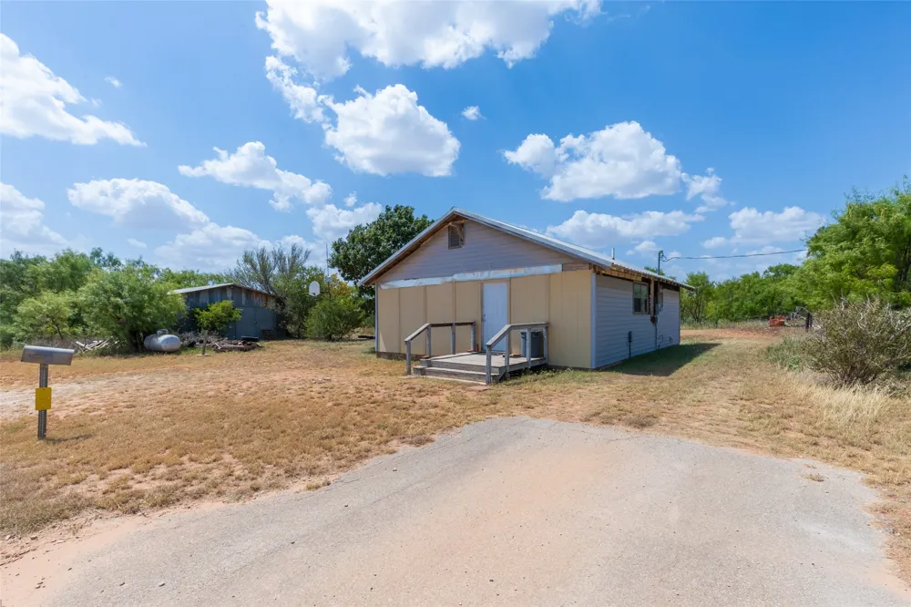 County Road 509 Hawley, TX 79525