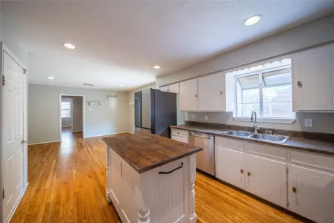 11030 Paddock Circle