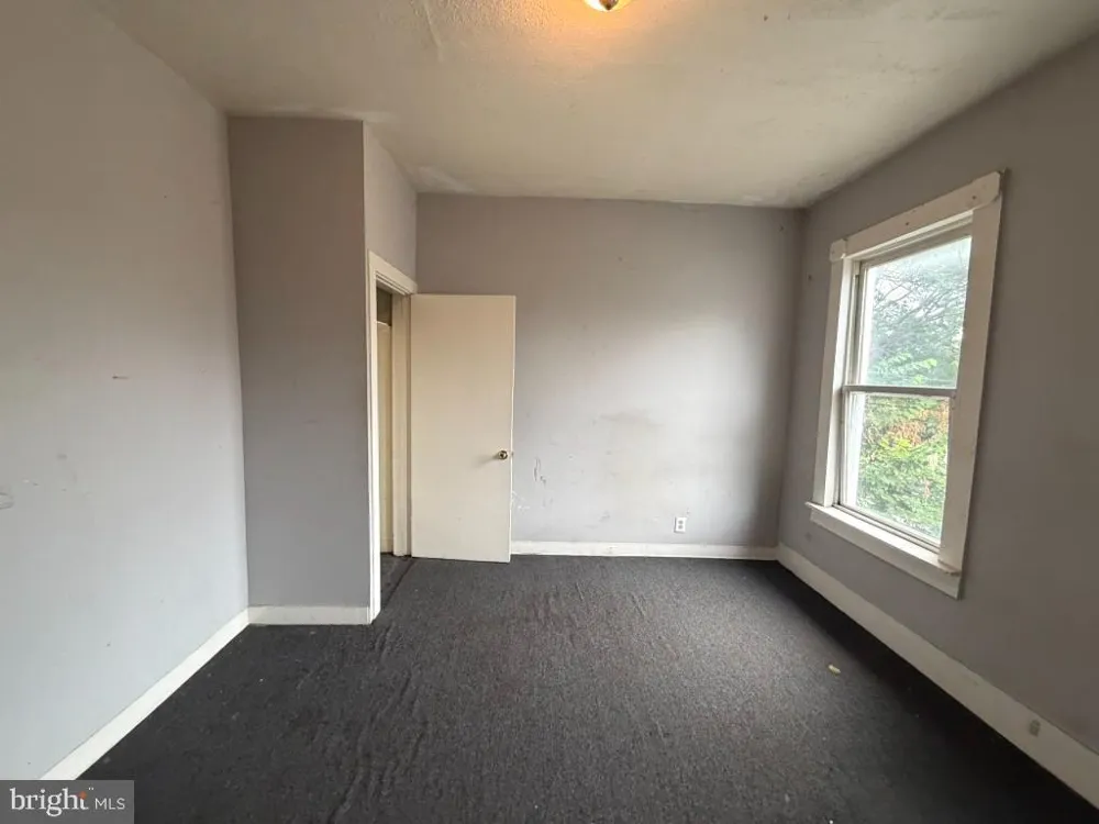 1231 DARLEY AVENUE Baltimore, MD 21218