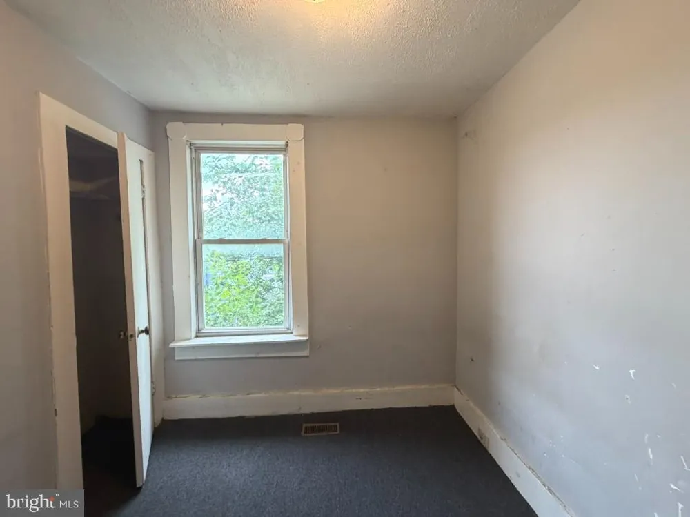 1231 DARLEY AVENUE Baltimore, MD 21218