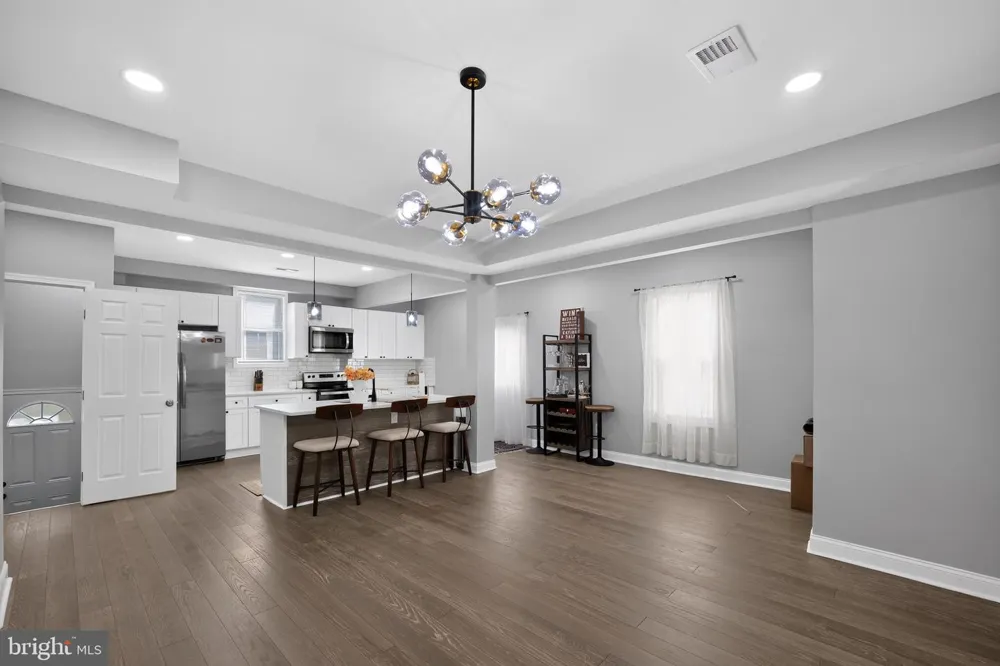 2923 SILVER HILL Baltimore, MD 21207