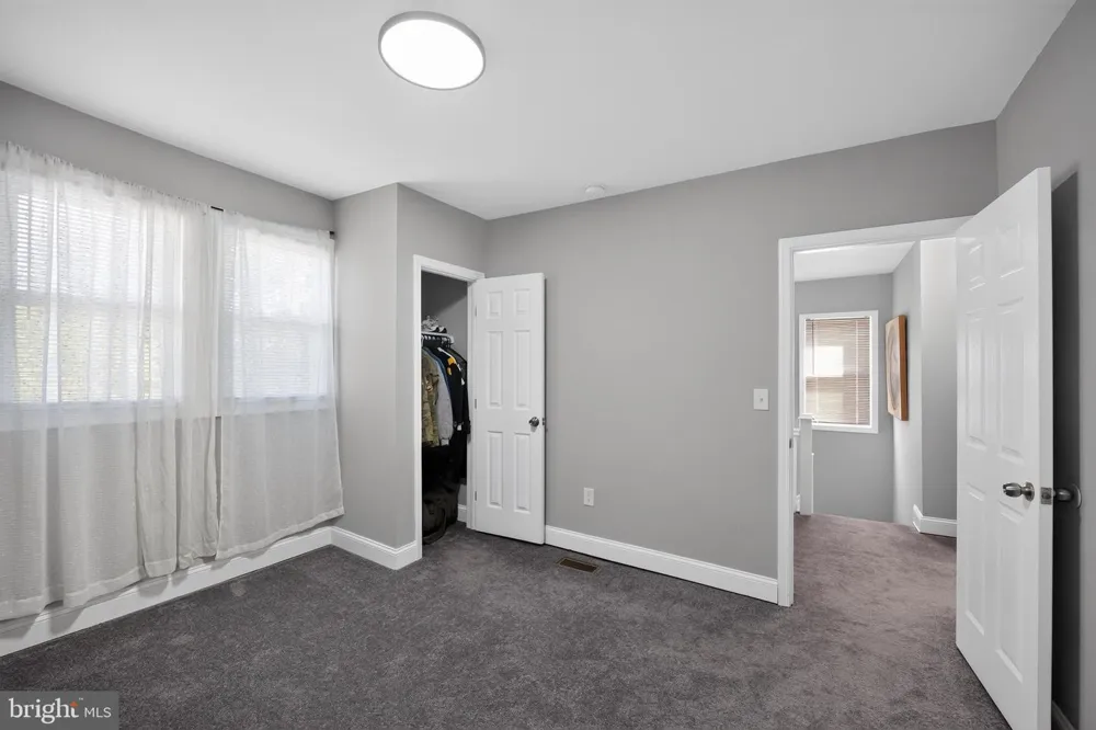2923 SILVER HILL Baltimore, MD 21207