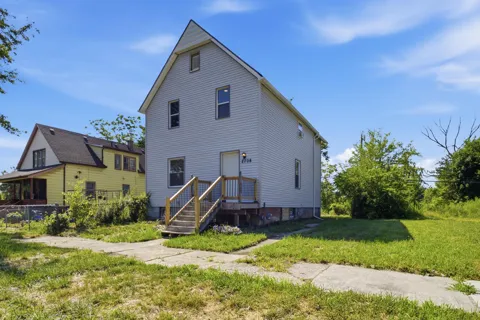 2708 Hooker Street