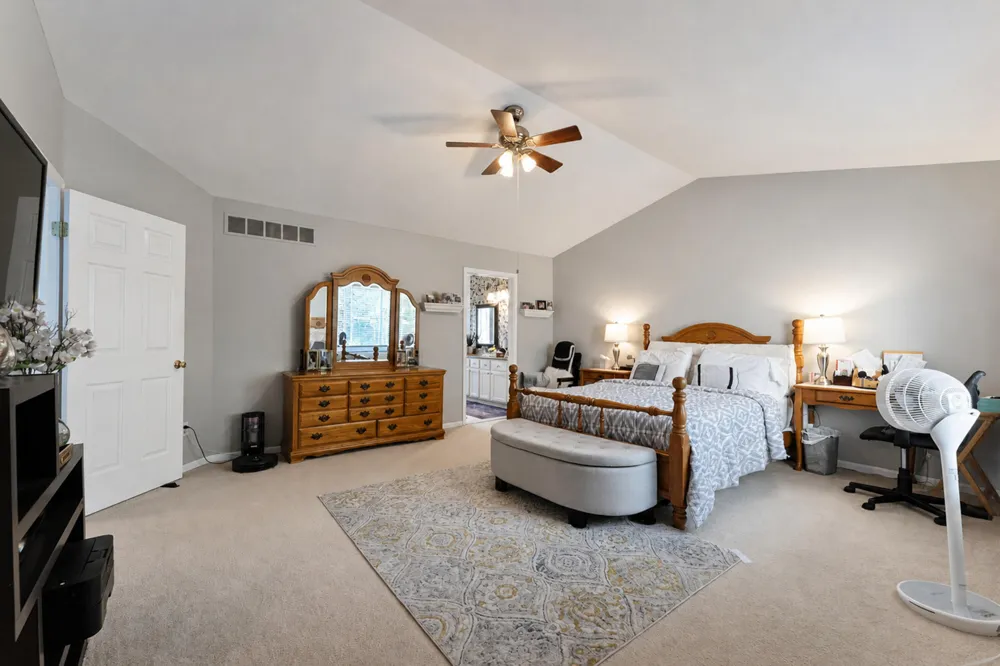 1243 Aziz Drive Canton, MI 48188