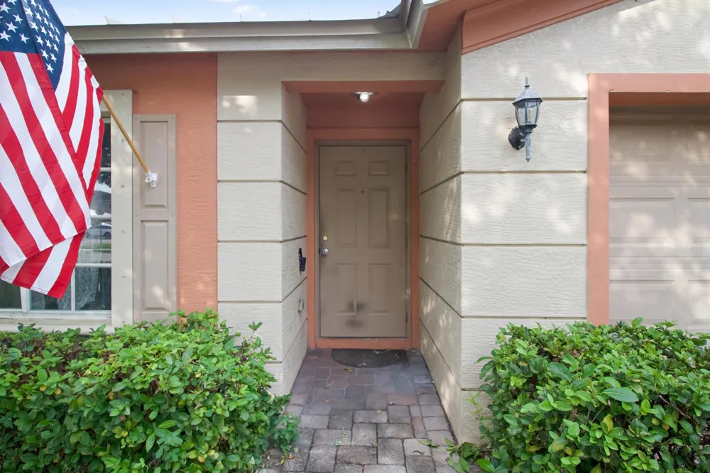 5495 SE Graham Drive Stuart, FL 34997