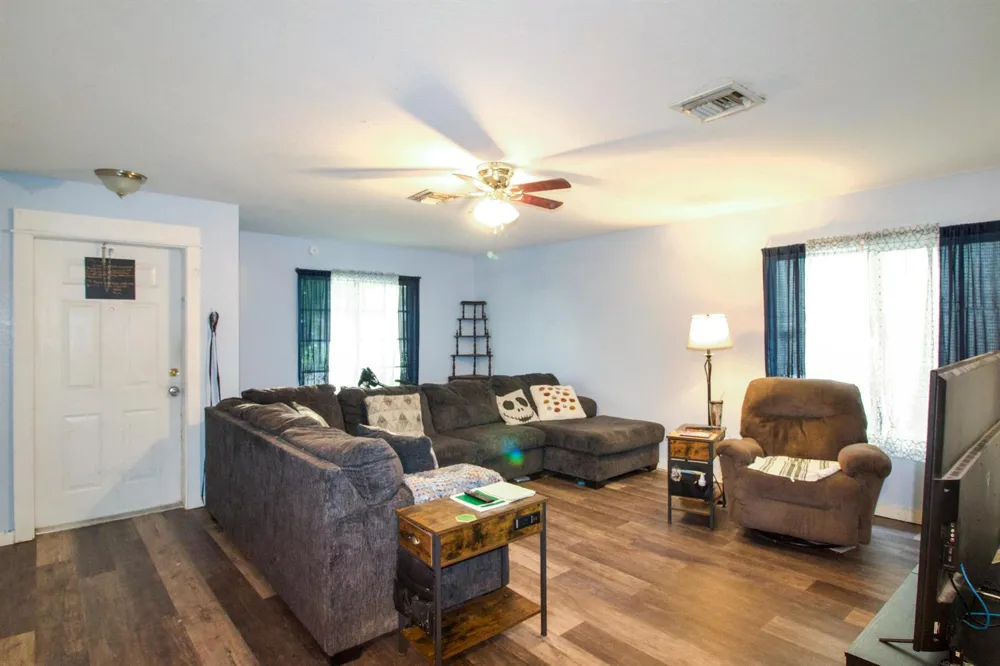 5495 SE Graham Drive Stuart, FL 34997