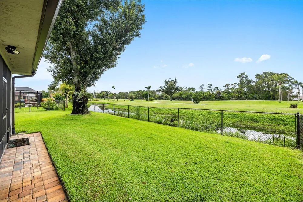5103 Echo Pines Circle E Fort Pierce, FL 34951