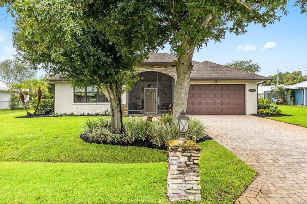 5103 Echo Pines Circle E Fort Pierce, FL 34951