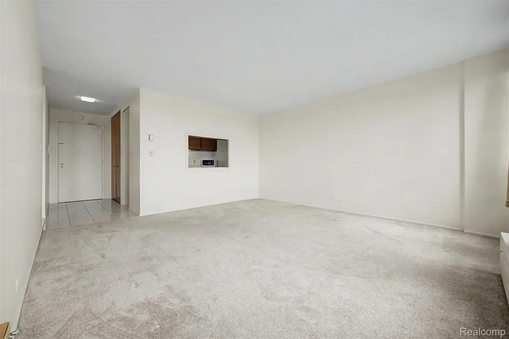 22700 Garrison Street #707 Dearborn City, MI 48124