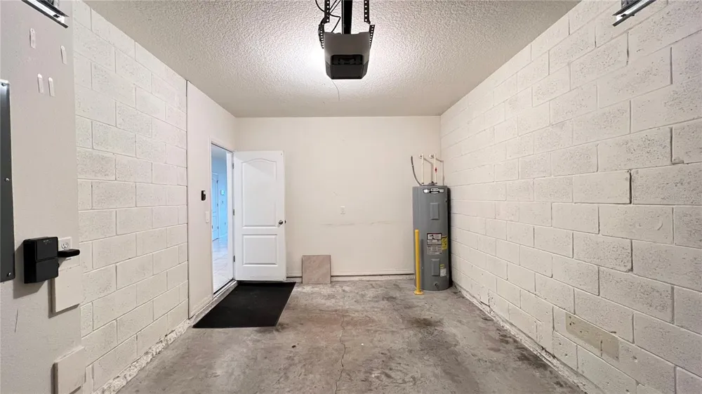 9017 ALBA LANE Kissimmee, FL 34747