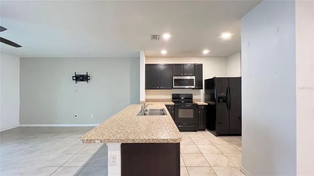 9017 ALBA LANE Kissimmee, FL 34747